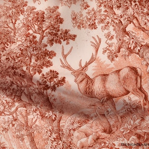 K&ouml;nnte beinhalten: Eine Vintage-Illustration eines Rothirsches und zweier Rehe in einer Waldlandschaft. Das Bild ist in Rot- und Braunt&ouml;nen auf wei&szlig;em Hintergrund gedruckt.