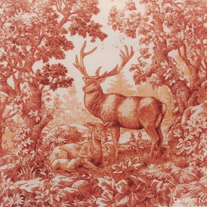 K&ouml;nnte beinhalten: Eine rote und wei&szlig;e Vintage-Illustration eines Hirsches und eines Rehs in einer Waldlandschaft. Das Bild ist auf einem strukturierten Hintergrund gedruckt.