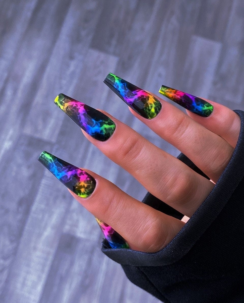 black and neon nail designs