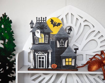 Handmade Halloween Haunted House Decor: Tiered Tray Display
