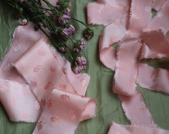 Fita de seda Mulberry, fita de seda rosa tecida com padrão em relevo, fita de seda tingida à mão, fita de seda, fita para casamento, fita de buquê
