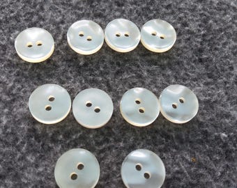 petits boutons blancs (10)