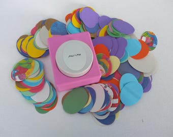 Stanzer mit ovalen Ausstanzungen (100+)