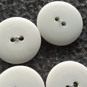 white buttons (4) vintage