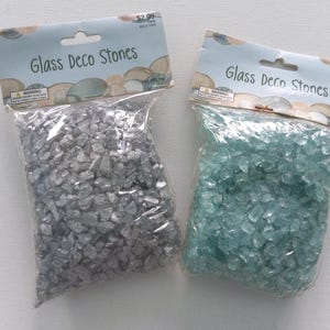 decor stones, glass (1 each)