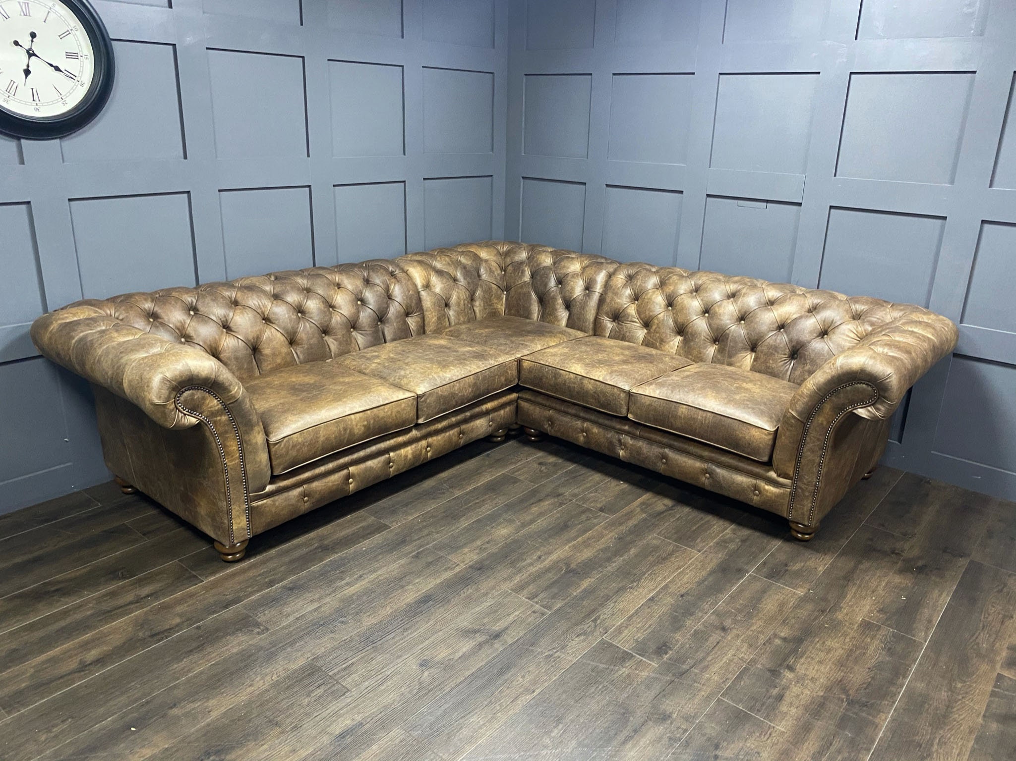 Tan chesterfield 2024 corner sofa