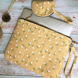 Limited Collection 13in Laptop Sleeve Notebook Quilted Bag plus a Small Purse Hand Sewing Made with Cotton for You and a Gift Daisy on dark Beige