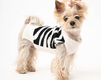 Dog sweater made of organic virgin wool | Hand-knitted | Dog sweater | Dog coat | Pet jackets and sweaters | Dog clothing | Model Zoo-Zebra