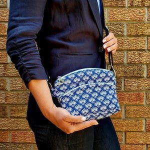 Marie A. Crossbody Bag PDF Sewing Pattern, 2 Sizes (with Video Tutorial ...