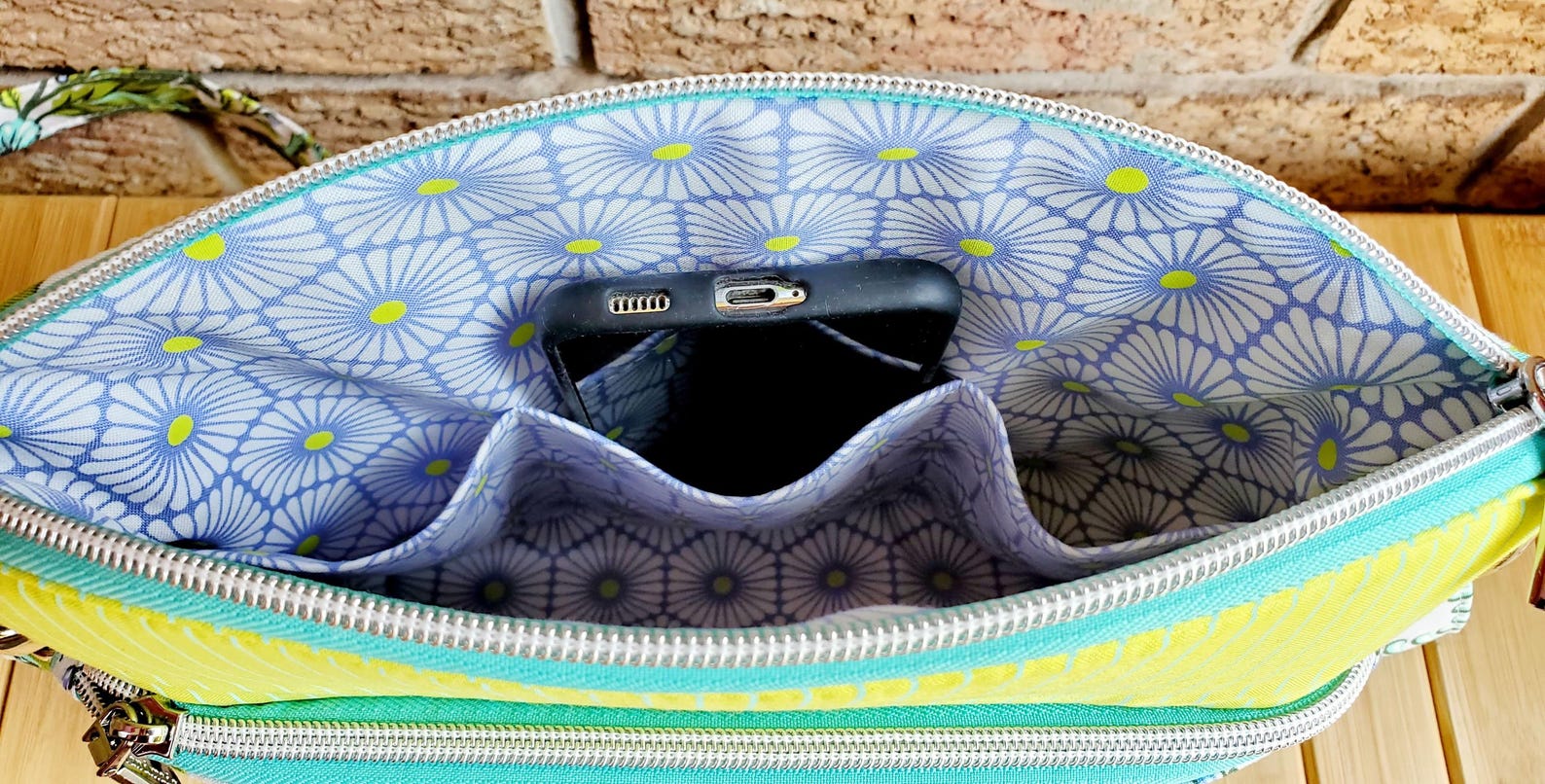 Marie A. Crossbody Bag PDF Sewing Pattern, 2 Sizes (with Video Tutorial ...