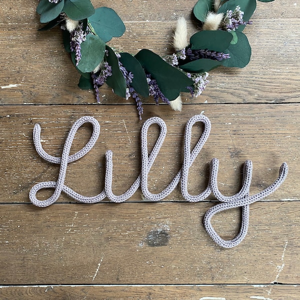 Name plate made of wire & wool * wall decoration * personalized * gift * birth birthday baby shower baptism * door sign knitted tube