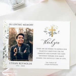 Katholieke kruis begrafenis dank u kaart groen GOUDEN kruis begrafenis dank u foto bewerkbare Memorial Card dank u begrafenis kruisbeeld kaart