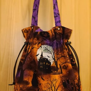 Easy Pattern - Halloween Drawstring Trick-or-Treat Bag (finished size = appx 12 x 12 x 2 in)- Instant Download - 90 minute project!