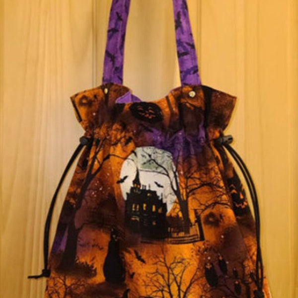 Easy Pattern - Halloween Drawstring Trick-or-Treat Bag (finished size = appx 12 x 12 x 2 in)- Instant Download - 90 minute project!