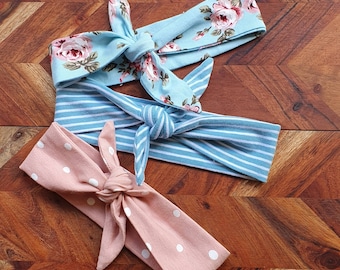 Handgemachtes Blumen Baby Haarband mit Schleife