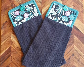 Hanging Kitchen/Bathroom Hand/Tea Towels Set of 2- Black/Green/Pink Floral