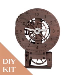 Kugghjulsklocka DIY-kit, utan lim, bygg själv, present till ingenjör och tillverkare, skelettskrivbordsklocka