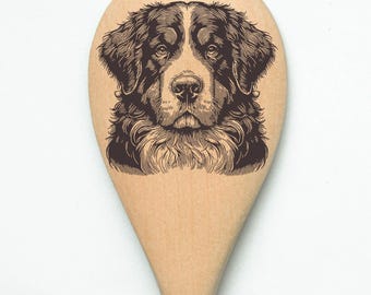 Cuchara de madera para mezclar con grabado láser de perro de montaña bernés