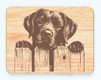 Planche à découper en bois d'hévéa pour chien de laboratoire en chocolat noir labrador retriever gravée au laser