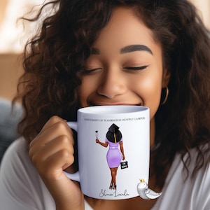Personalisierte 2024 Bachelor Degree graduierte Tasse Mädchen-Abschluss-Geschenk College-Abschluss-Geschenk Mädchen-Abschluss-Wein-Tasse Benutzerdefinierte 2024-Abschluss
