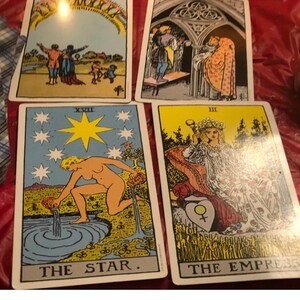2 question detailed tarot reading.
