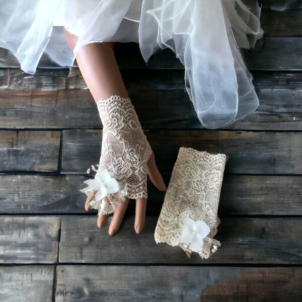 Mitaines mariage /mitaines mariée /mitaines dentelle mariage /mitaines originales /mittens /mitaines bohème chic /mitaines mariage bohème