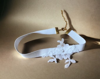 Wedding choker /ribbon choker /women's choker /bridal choker /wedding necklace /bridal necklace /white lace necklace