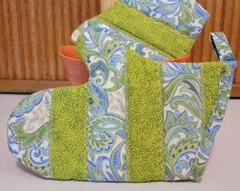 Lime Paisley Handmade Quilted Oven Mitt Set//Barbeque Oven Mitt Set/Grill and Baking Oven Mitt Set