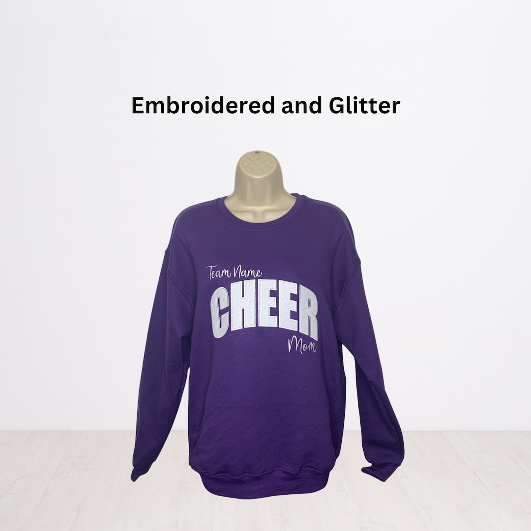 Sweatshirt with glitter detail