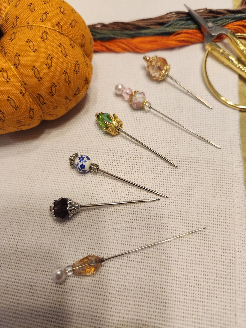 Crown bead pins image 4