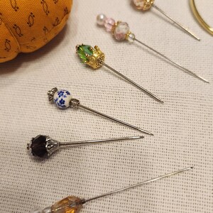 Crown bead pins image 1