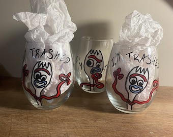 Toy Story’s “forky”  wineglasses