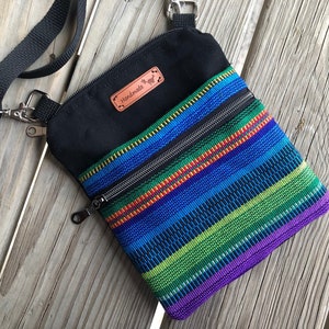 Mini bolso bandolera de lona ~ para teléfono inteligente, viajes, identificación, efectivo ~ bolso con 2 cremalleras ~ 6,5 x 8 pulgadas ~ hecho a mano ~ boho ~ regalo de Navidad