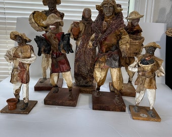 Lot d'art populaire mexicain en papier mâché