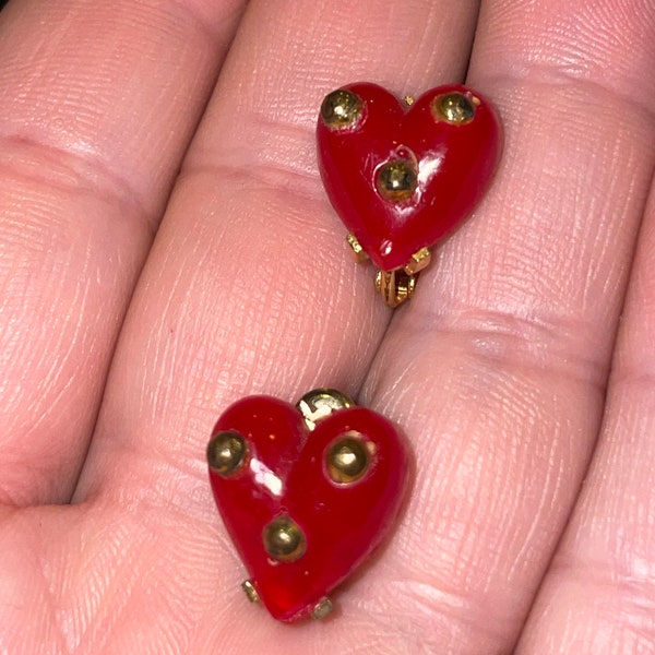 Vintage VENDOME Plastic Heart Shaped Clip On Earrings