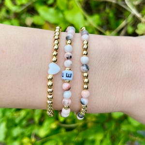 Pulsera apilable de oro, pulsera con letras para niños, pulsera con forma de corazón, pulsera con cuentas de jaspe cebra, pulsera apilable personalizada, regalo de San Valentín