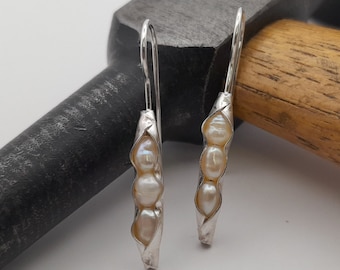 wedding silver earrings with natural pearls,bridal pearls earrings,bridesmaid earrings,handmade wedding earrings,gift post pearl earrings