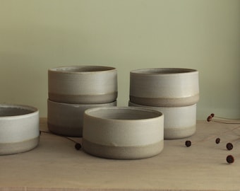 Small gray salad bowl, Handmade ceramic bowl, Stoneware salad bowl, Fruit bowl, Decorative bowl, Serving bowl, Tableware, White bowl