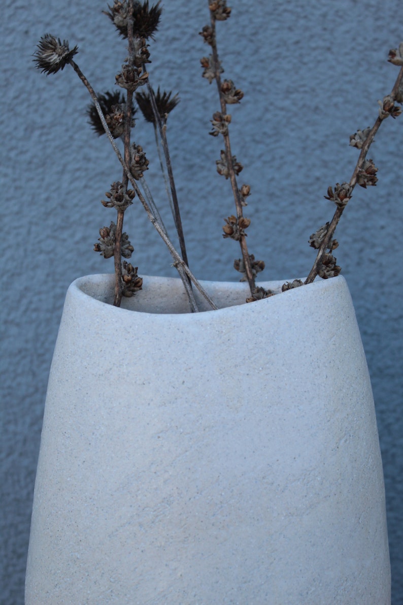 White stoneware vase 2, Handmade ceramic decorative vase, Home decor vase, Interior decor art vase, Flower vase, Interior design vase 画像 6