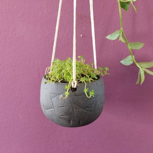 Handmade ceramic planter, Hanging indoor planter, Suspended planter, Plant holder, Plant pot, Housewarming gift, Black/brown hanging pot