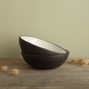 Ceramic bowl, Cereal bowl, Handmade ceramic bowl, Breakfast bowl, Soup bowl, Stoneware bowl, Black and white soup bowl, Ramen bowl,Tableware