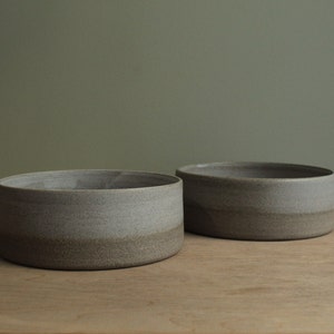 Gray salad bowl, Handmade ceramic bowl, Stoneware salad bowl, Fruit bowl, Decorative bowl, Serving bowl, Tableware, White bowl