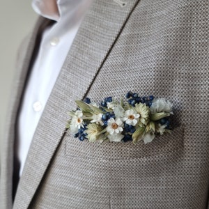 Ansteckblume Bräutigam | Dark Blue Corn | Anstecker | Trockenblumen | Hochzeitsgäste | Hochzeit