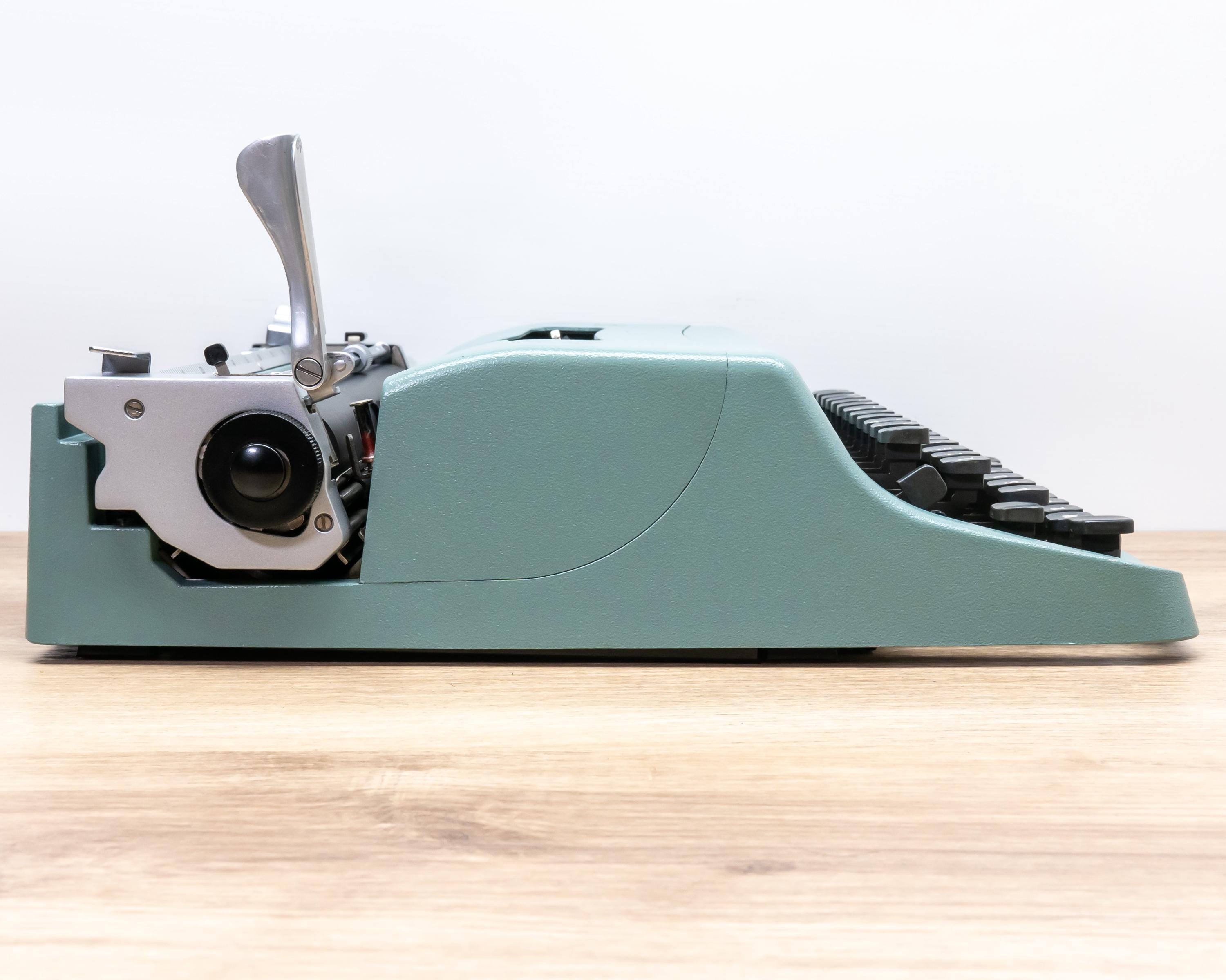 olivetti lettera42 タイプライター ブルー グリーン Olivetti LETTERA