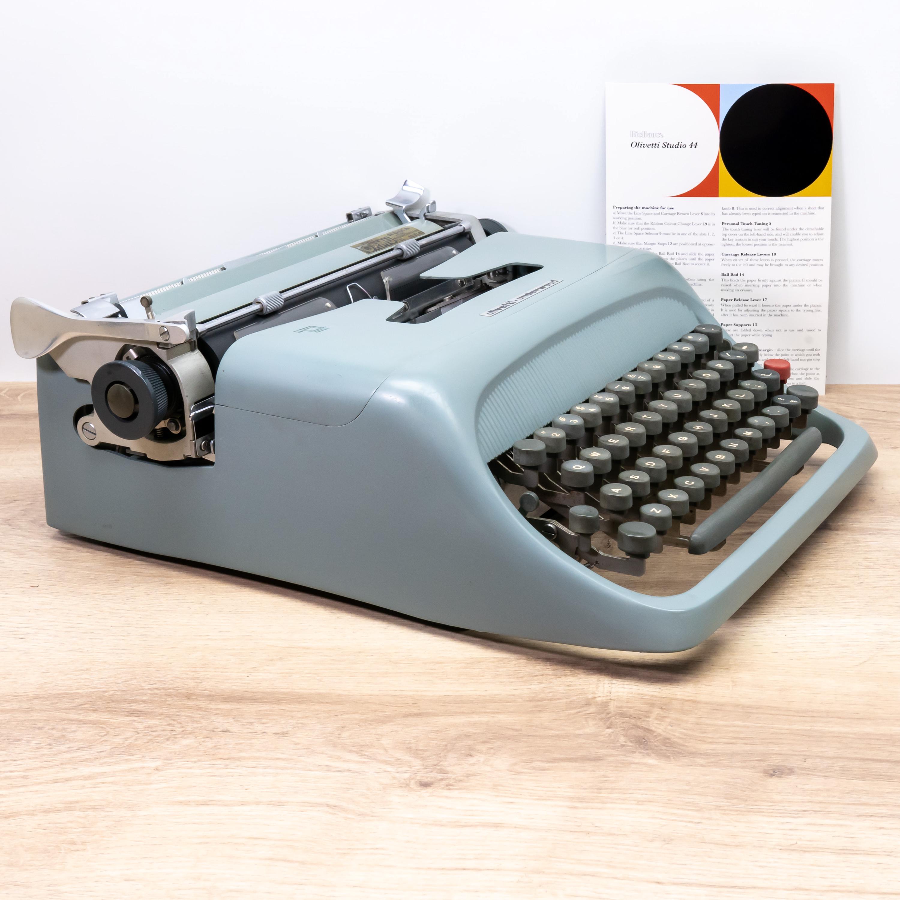 アンティーク❗オリベッティー  タイプライター。 Vintage Olivetti Typewriter - Etsy Canada
