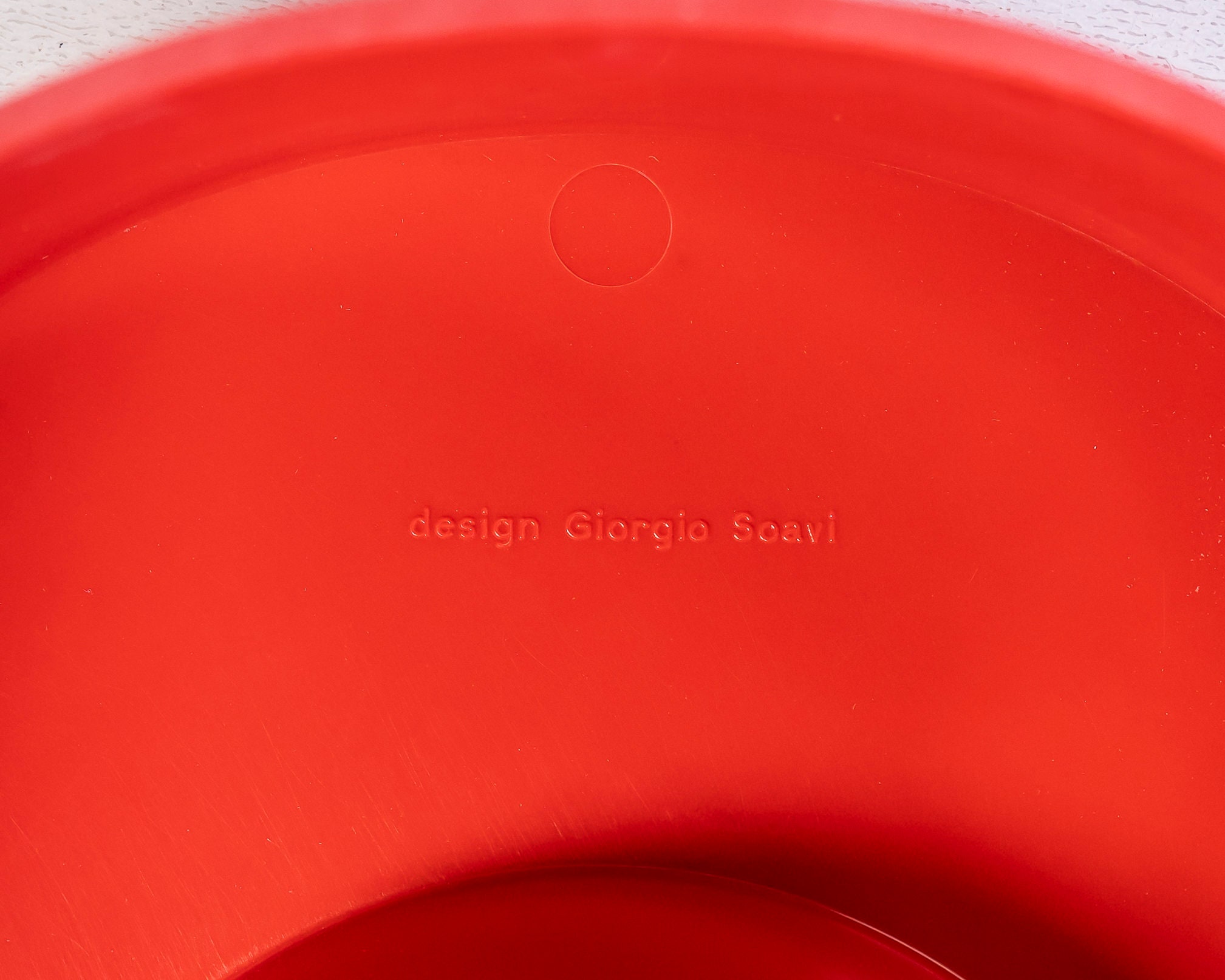 OLIVETTI “O” Ashtray – Giorgio Soavi (1968) – New Old Stock – Red