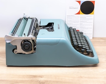 QWERTY - OLIVETTI Studio 44 Typewriter (1964, Sky blue) - Made in Italy Vintage Manual Portable - Carefully Serviced and Ready to Type