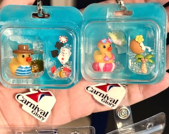 Toy Packaging Cruising Ducks Resin Shaker Cruise Lanyard Badge Reel Keychain Kawaii Bag Charm