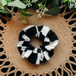 Checkered Print Scrunchie - Scrunchie Hair Accessory - DCG.Shop