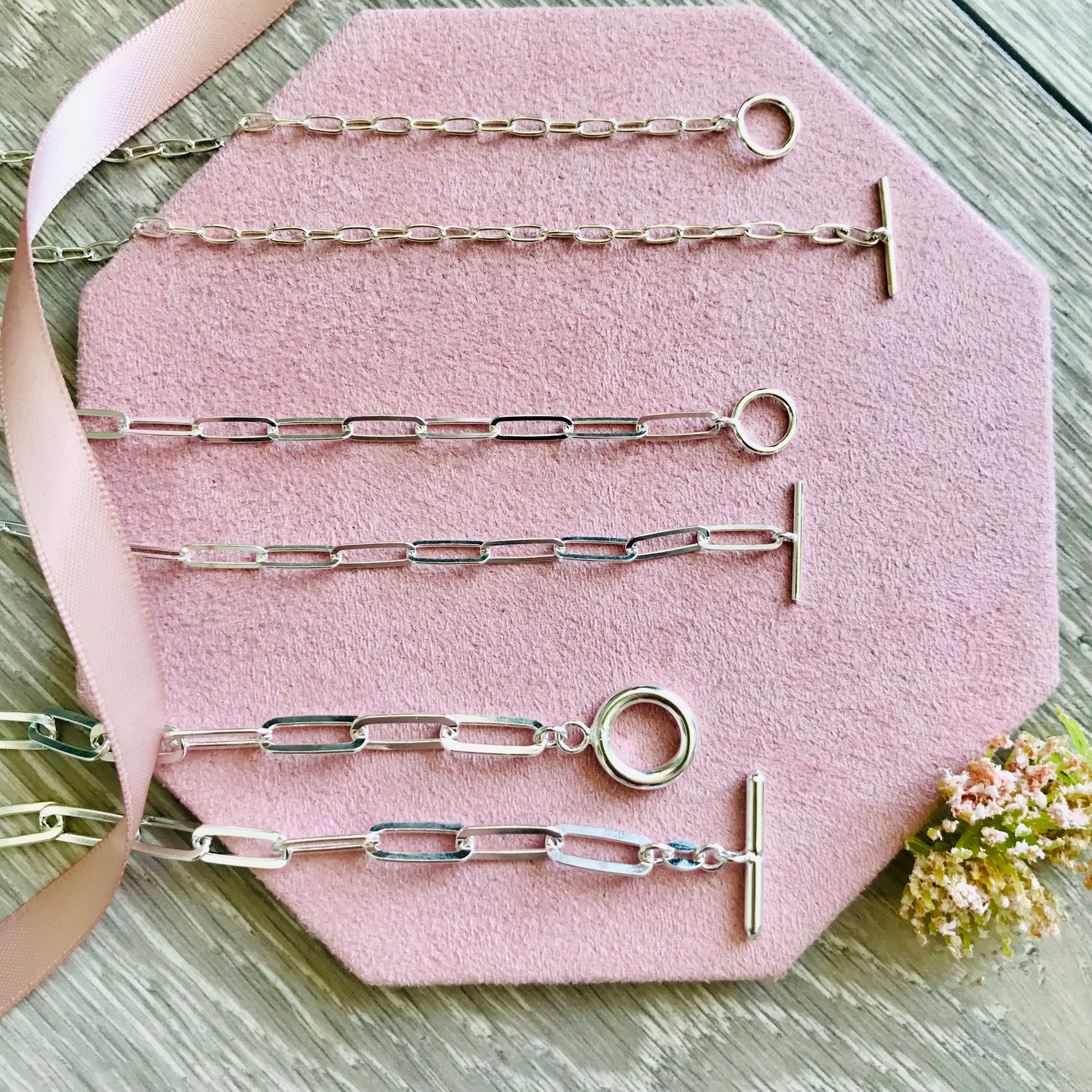 Gold Plated Sterling Silver T-bar Necklace | Dainty Oval Chain 
